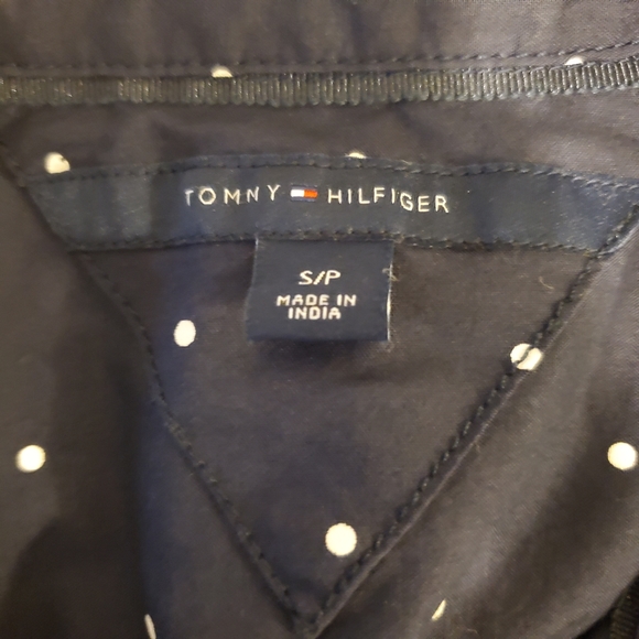 Tommy Hilfiger Navy w/Polka Dot Button Down - Picture 5 of 5